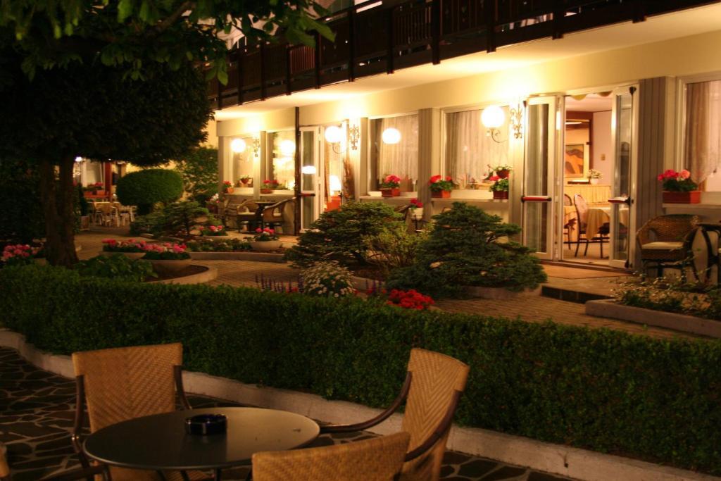Hotel Miralago Wellness - Adults Only Мольвено Экстерьер фото