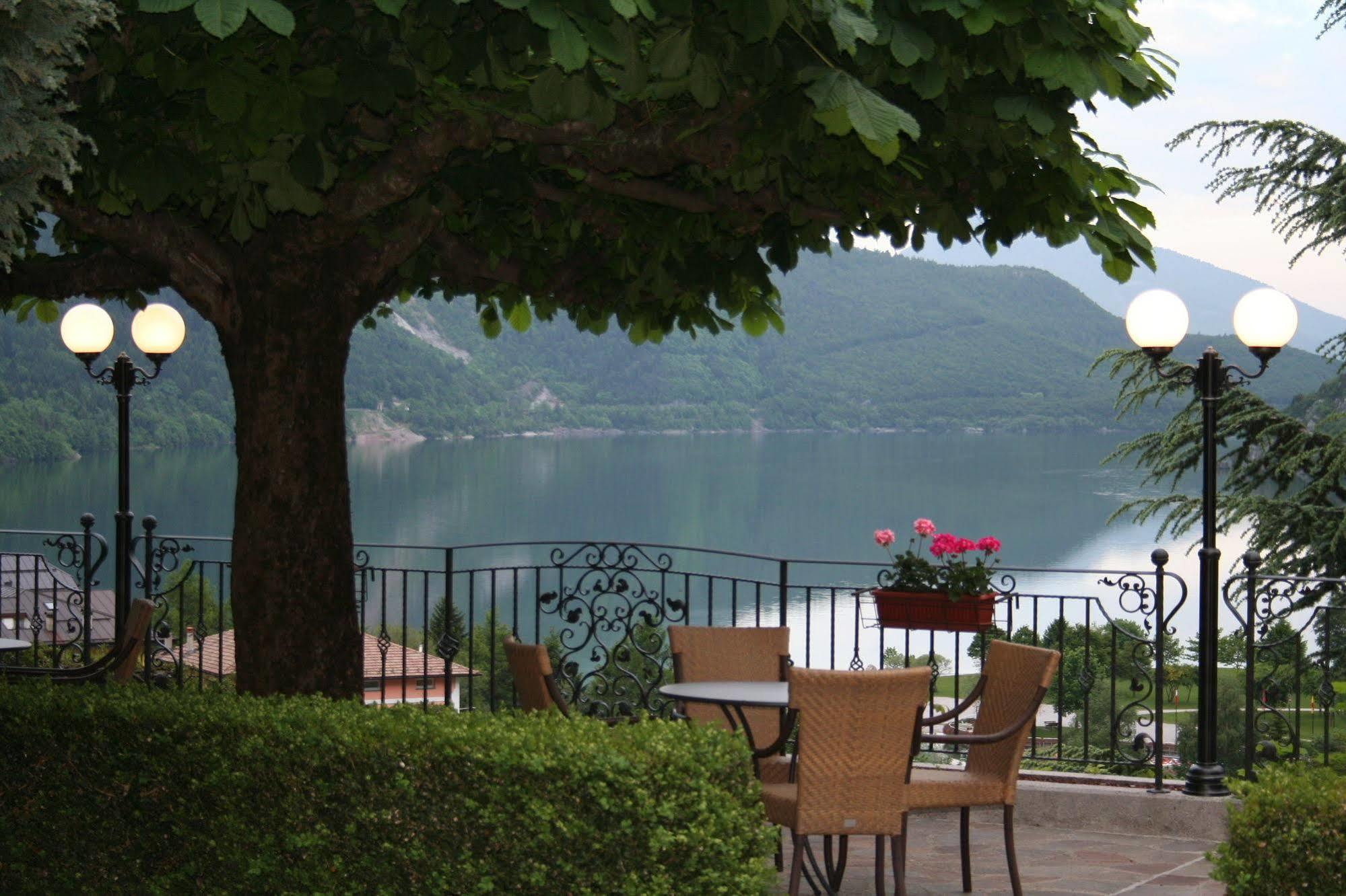 Hotel Miralago Wellness - Adults Only Мольвено Экстерьер фото